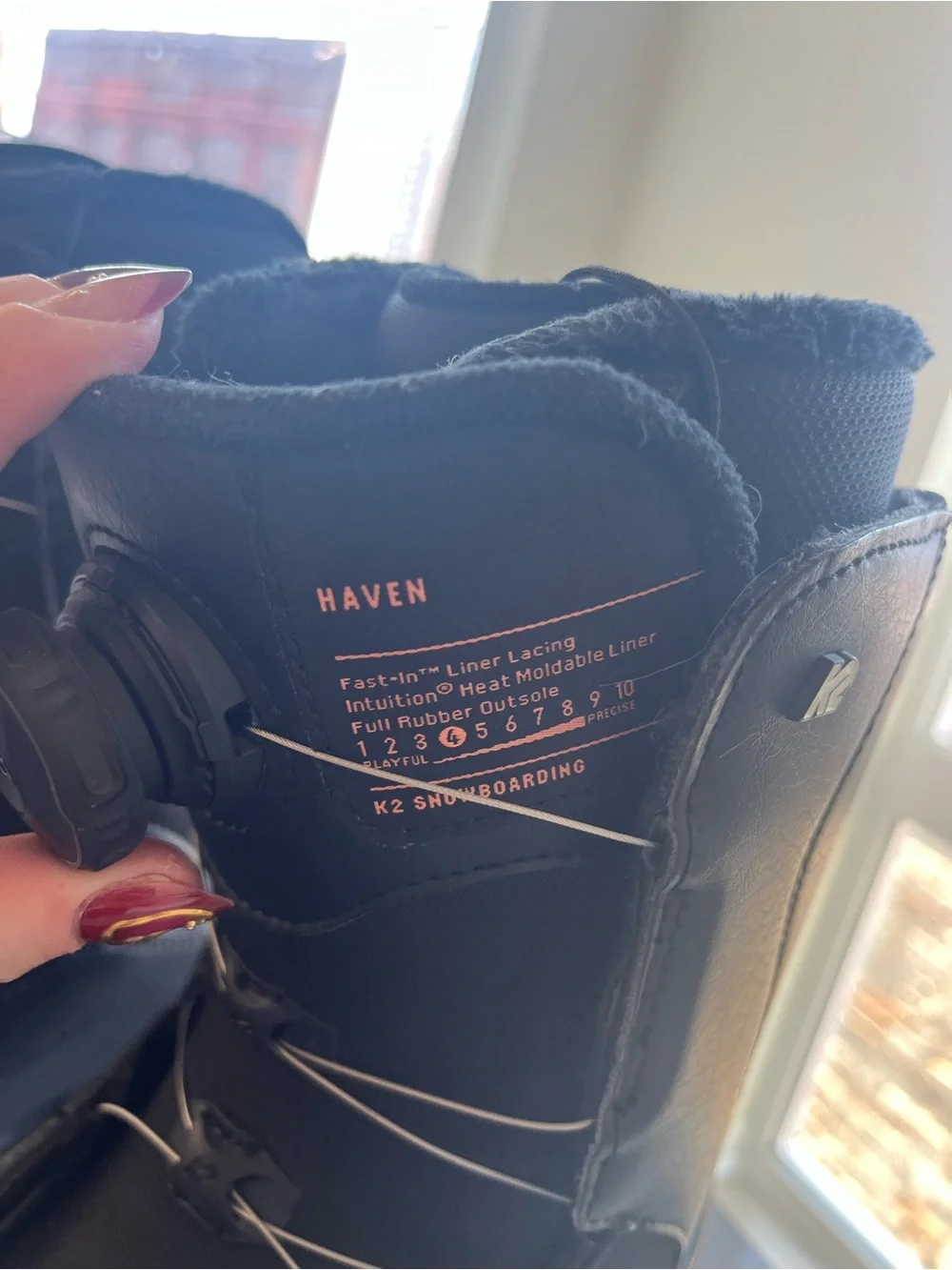 Women’s Black Snowboard Boots - Easy BOA Fit